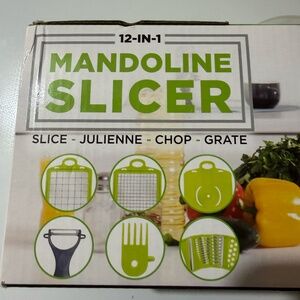12-in-1 Mandoline Slicer